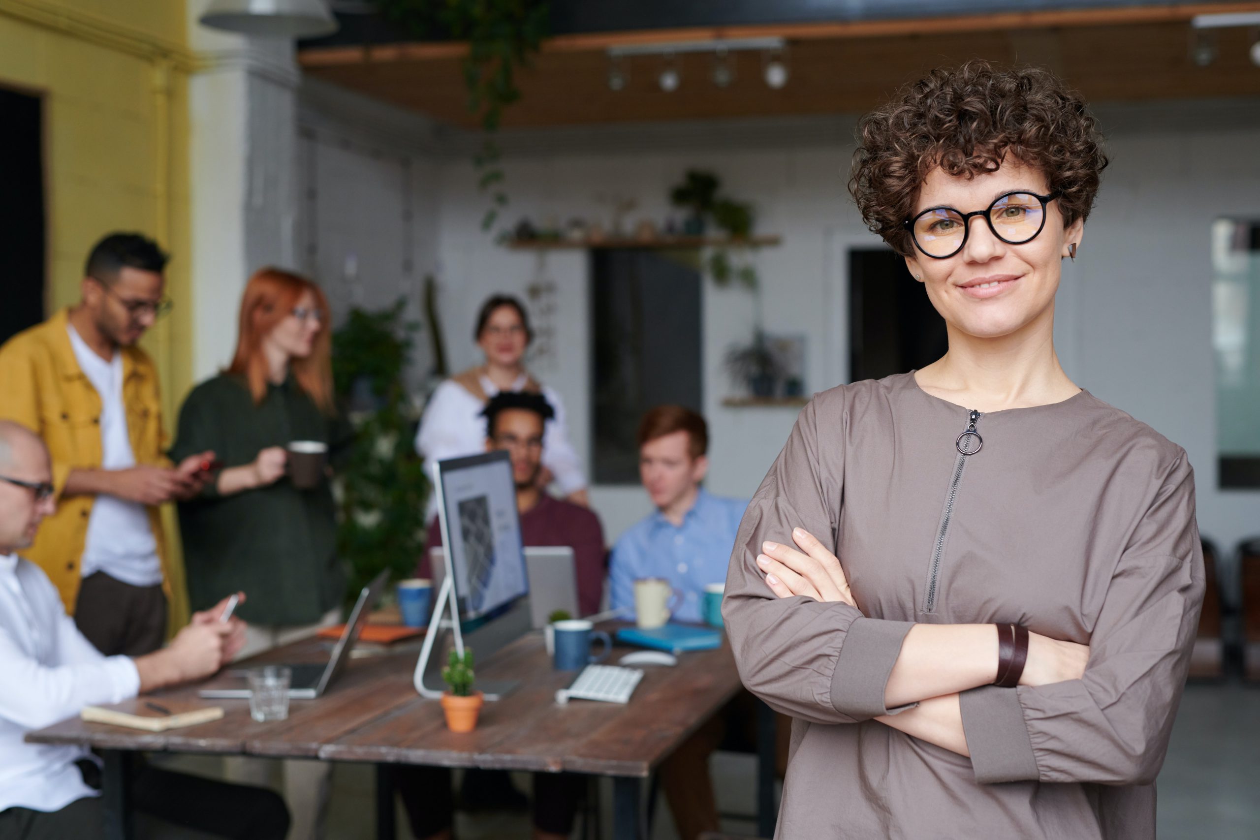 What are 10 characteristics of a good leader?